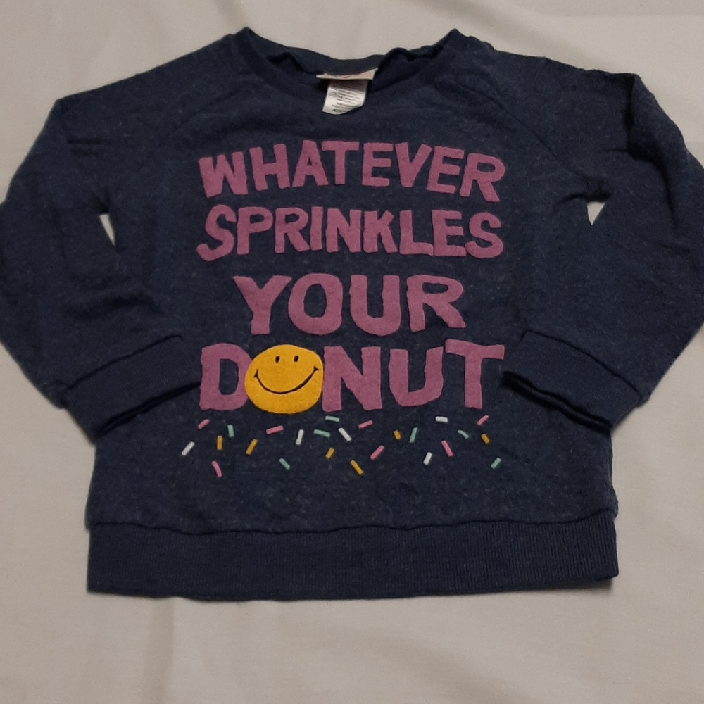 Donut sweater